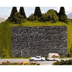 TT Natursteinmauer